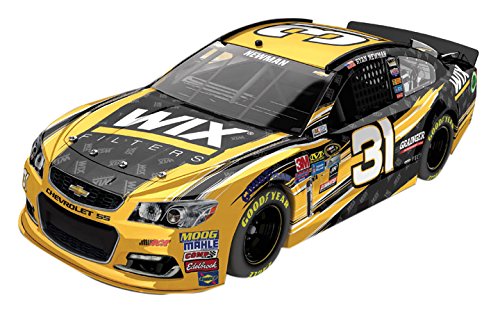 Lionel Racing Ryan Newman # 31 WIX Filters 2016 Chevrolet SS ARC HOTO Diecast Vehicle (1:24 Scale)