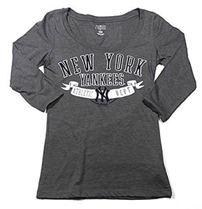 Campus Lifestyle Womens Graphic Tee-Shirt New York Yankees Size Small